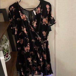 PENDING SALE:Target black floral dress size:XXL